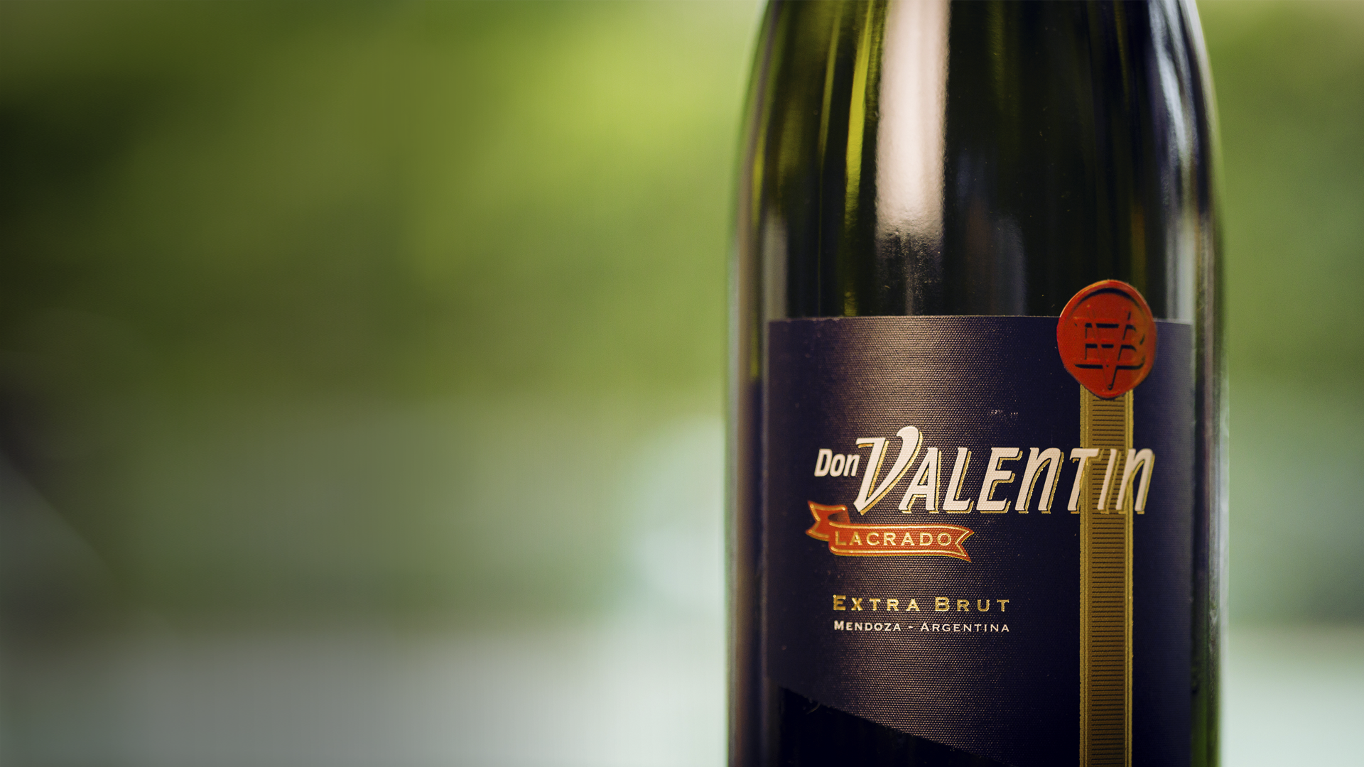 Don Valentín Lacrado Sparkling bottle